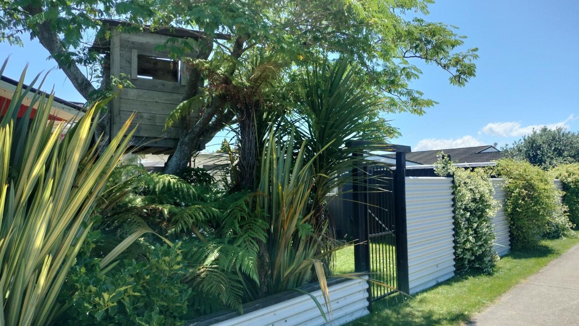 Self-Contained Sleep Out Hotel Motueka Exterior photo